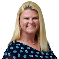 Lori Hueschen Headshot