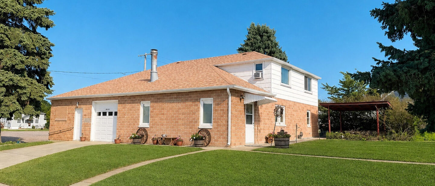 00 house photo