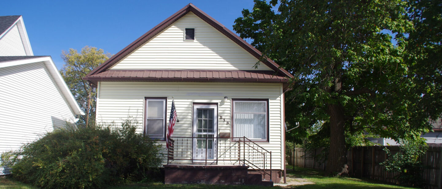 01 HANSEN FRONT