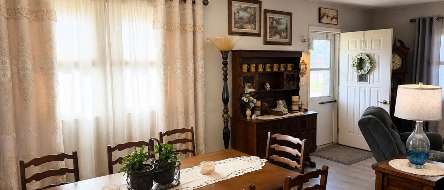 06dining room