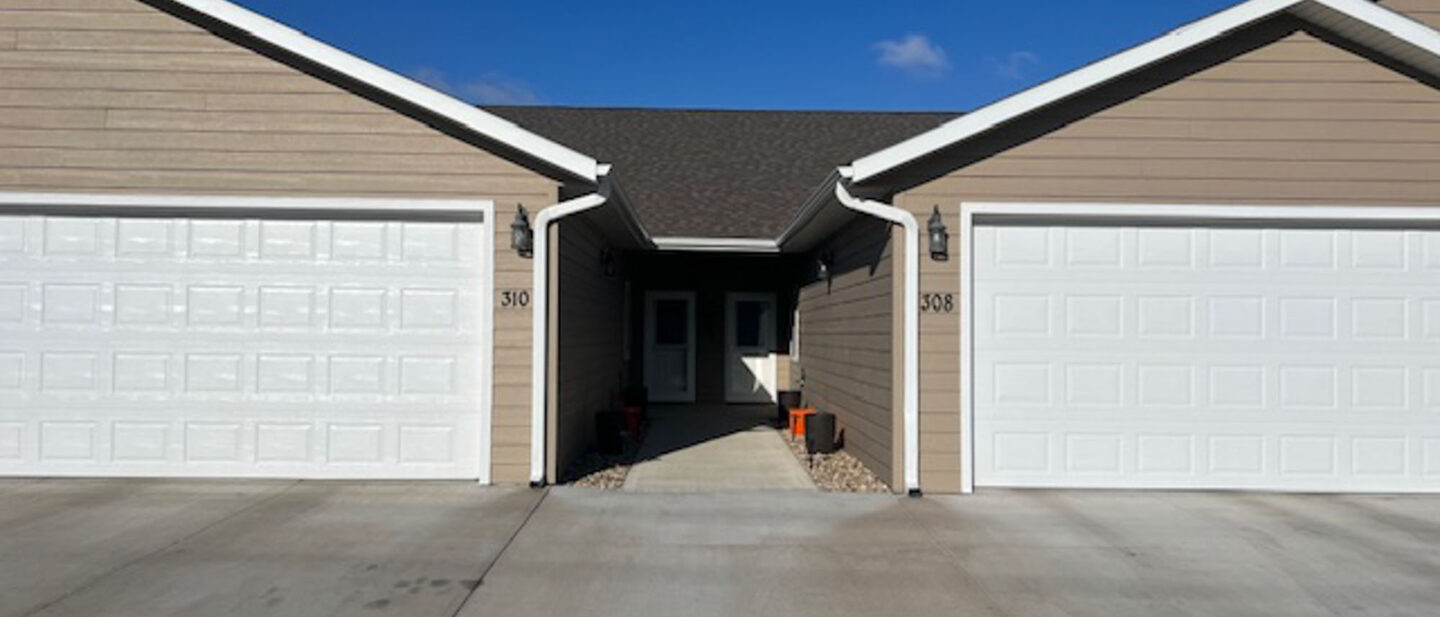 98bd8003 b377 4903 b8eb cb7c9ba94874