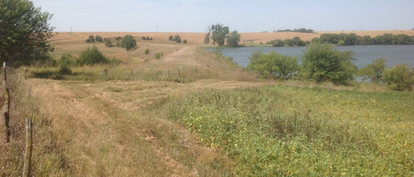 Beautiful Nebraska Farm with Lake