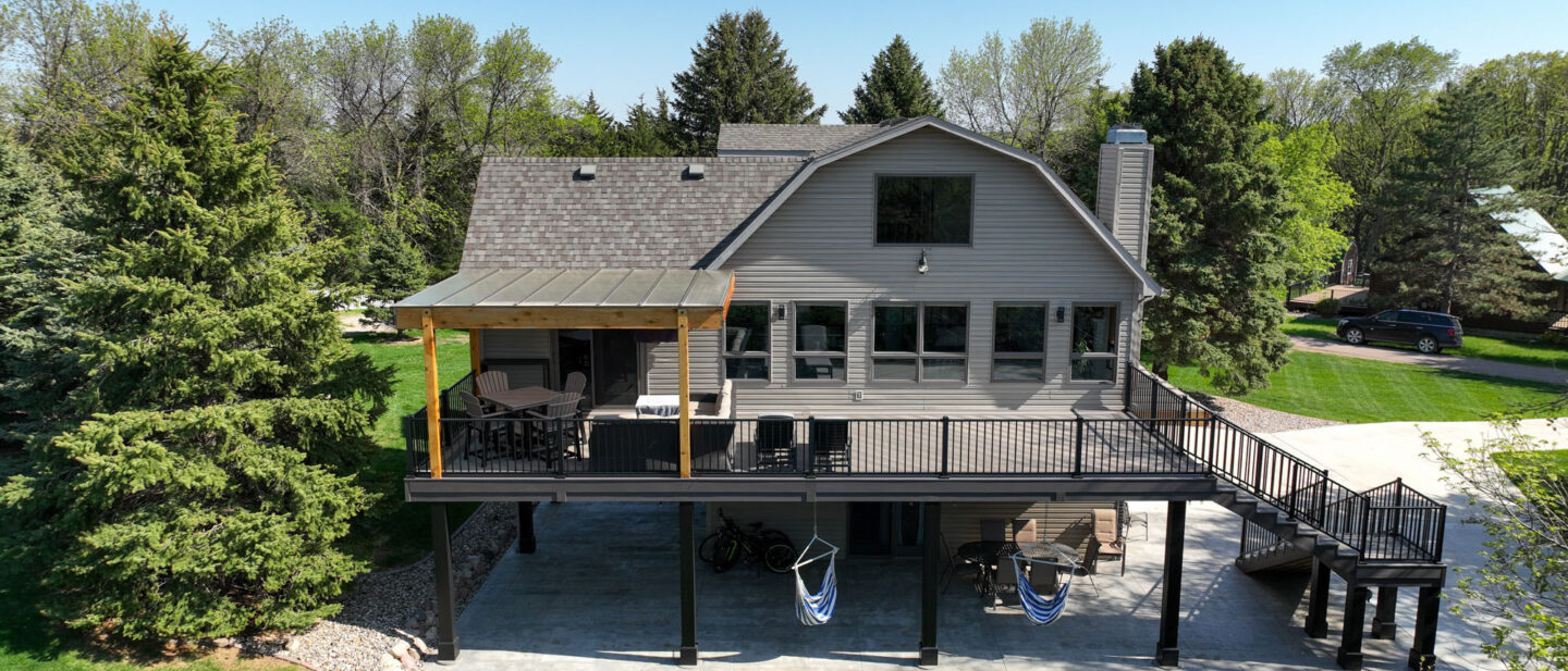 Crofton Lake House back