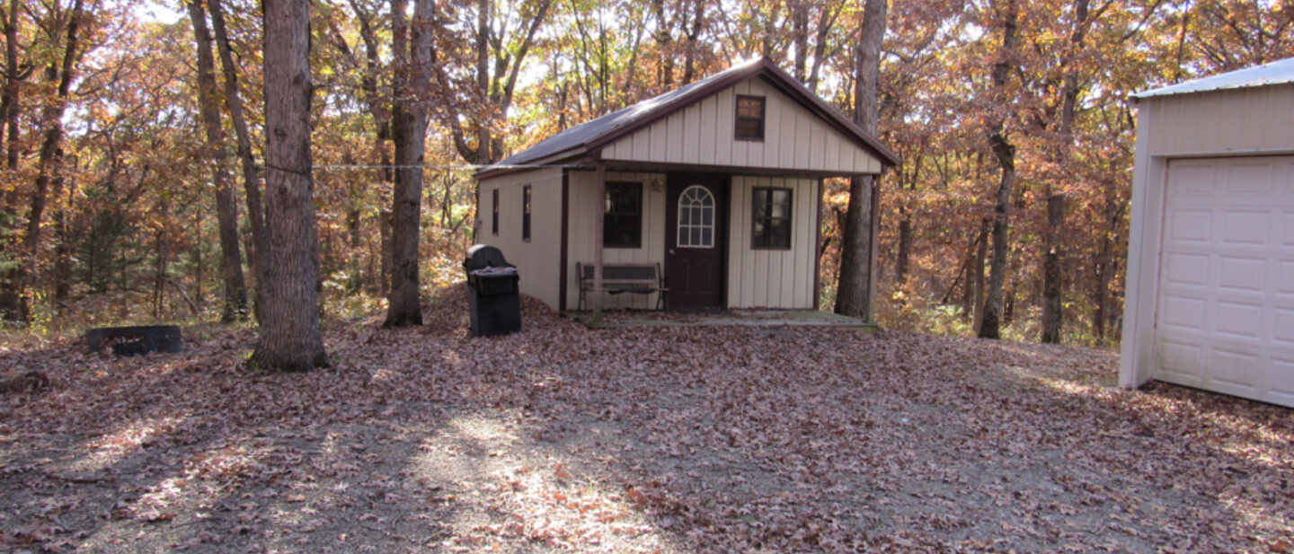 Hunting Cabin 1