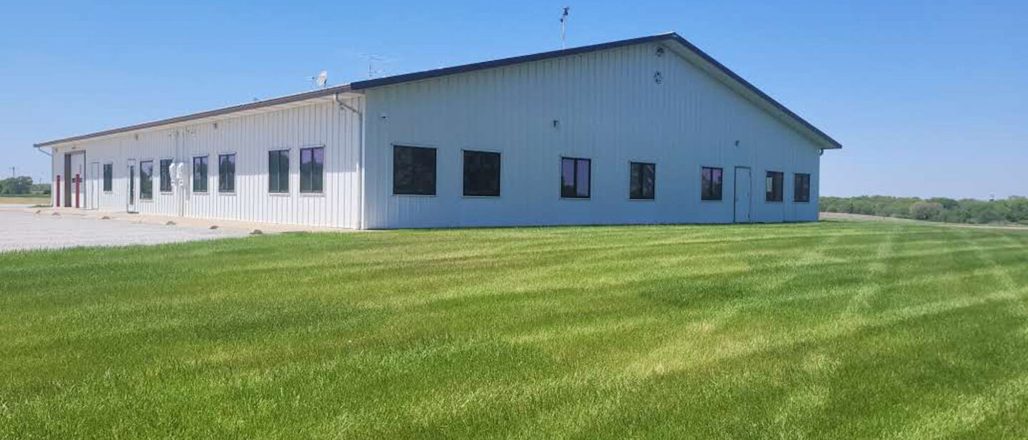 L 2500324 Exterior Southeast Corner