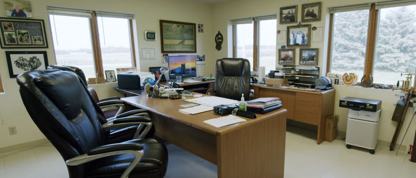 L 2500324 First Larger Office
