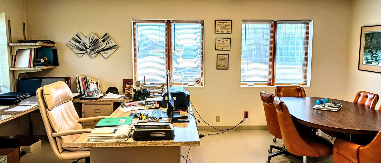 L 2500324 Second Larger Office