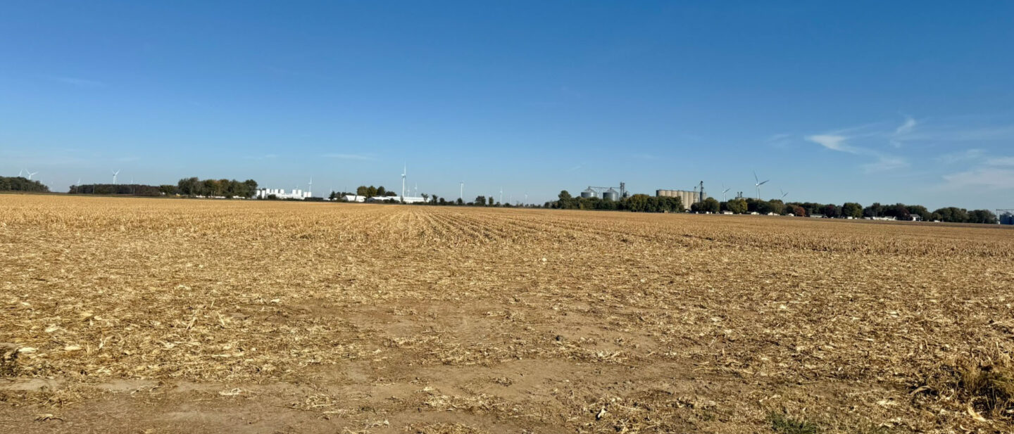 L 2600041 Cover photo