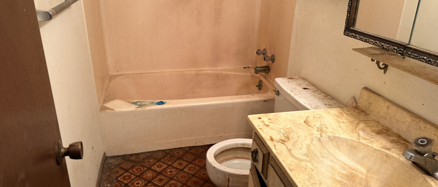 Main bathroom