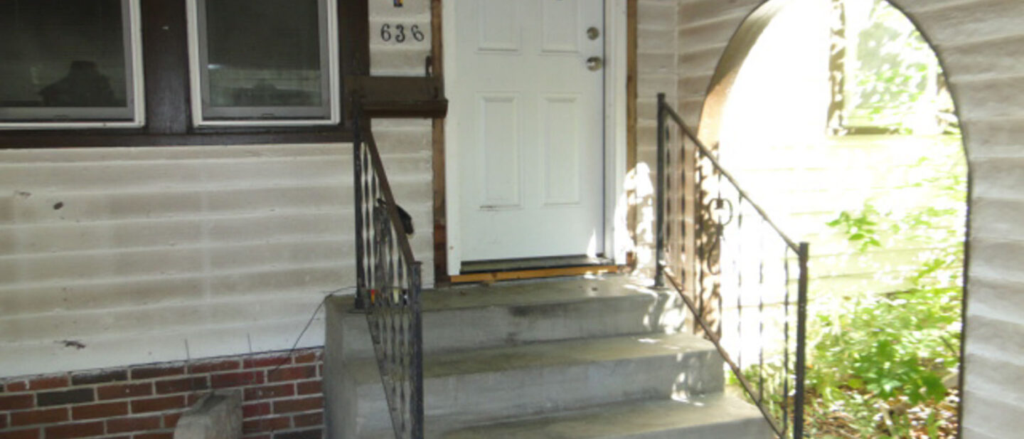 Side Entry Door