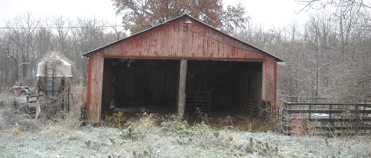 Small Barn Photo