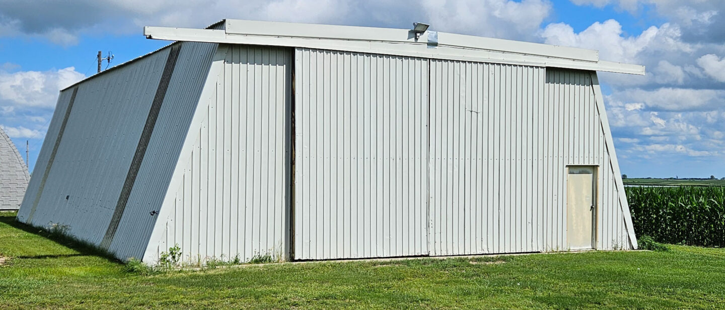 Tract 2 Slant Wall Machine Shed