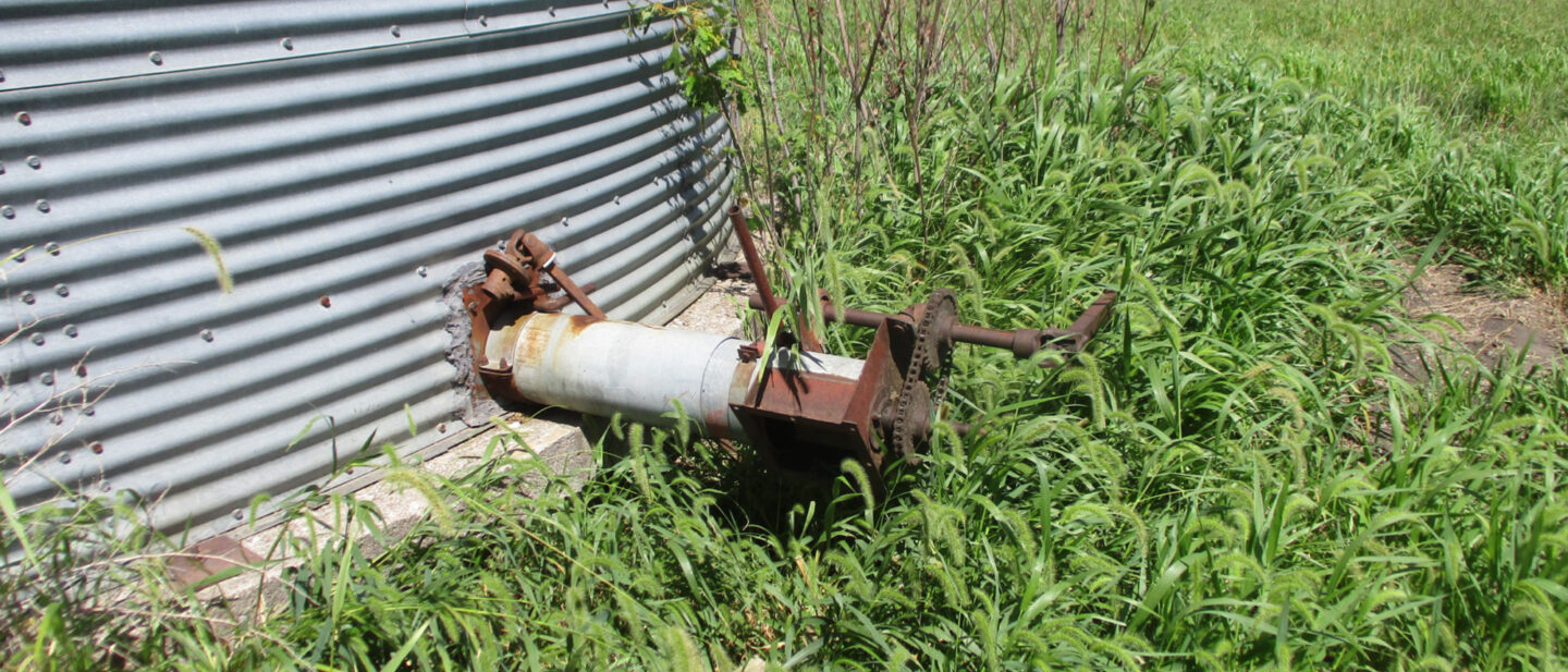 Unloading Auger