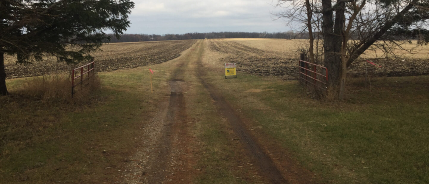 From acreage acess easement looking north