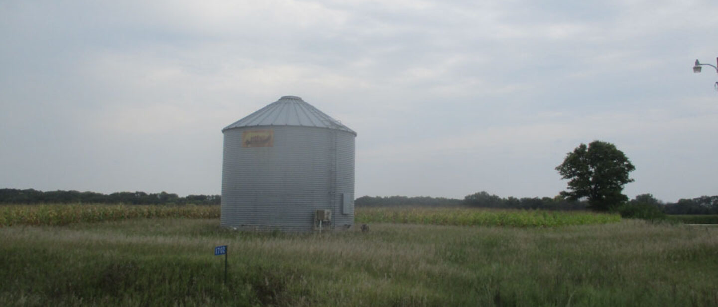 Grain bin at 1702 180th St Webster City