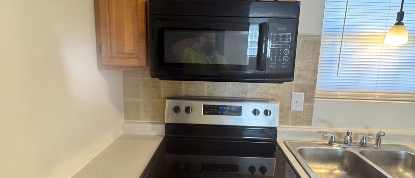 Kitchen range microwave