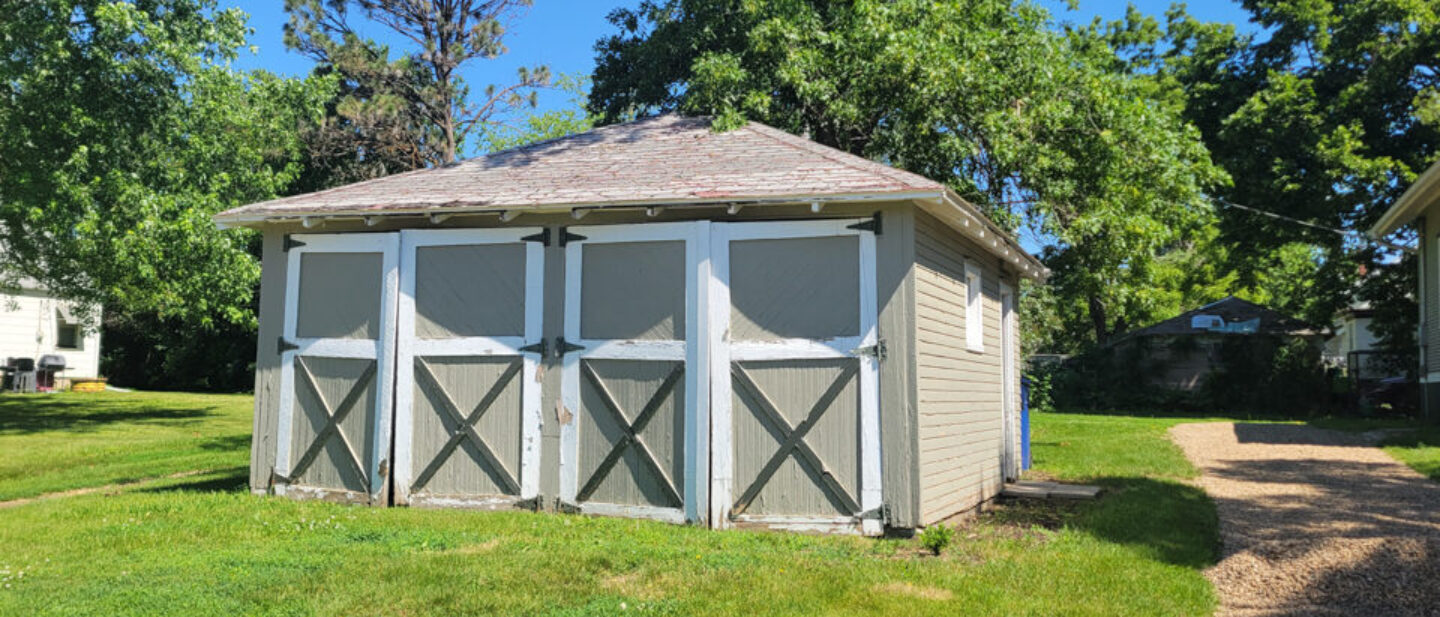 Shed